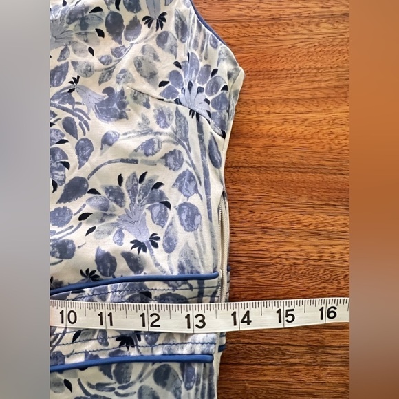 Tory Burch 100% silk blue & white floral dress size XS - Picture 8 of 12